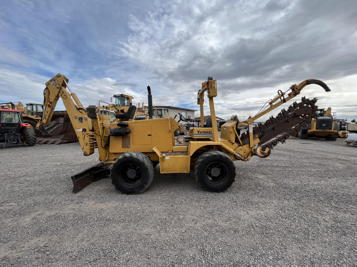 ./imagenes/INVOICE/2019/16809/ZANJADORA VERMEER V8550A (6).JPG